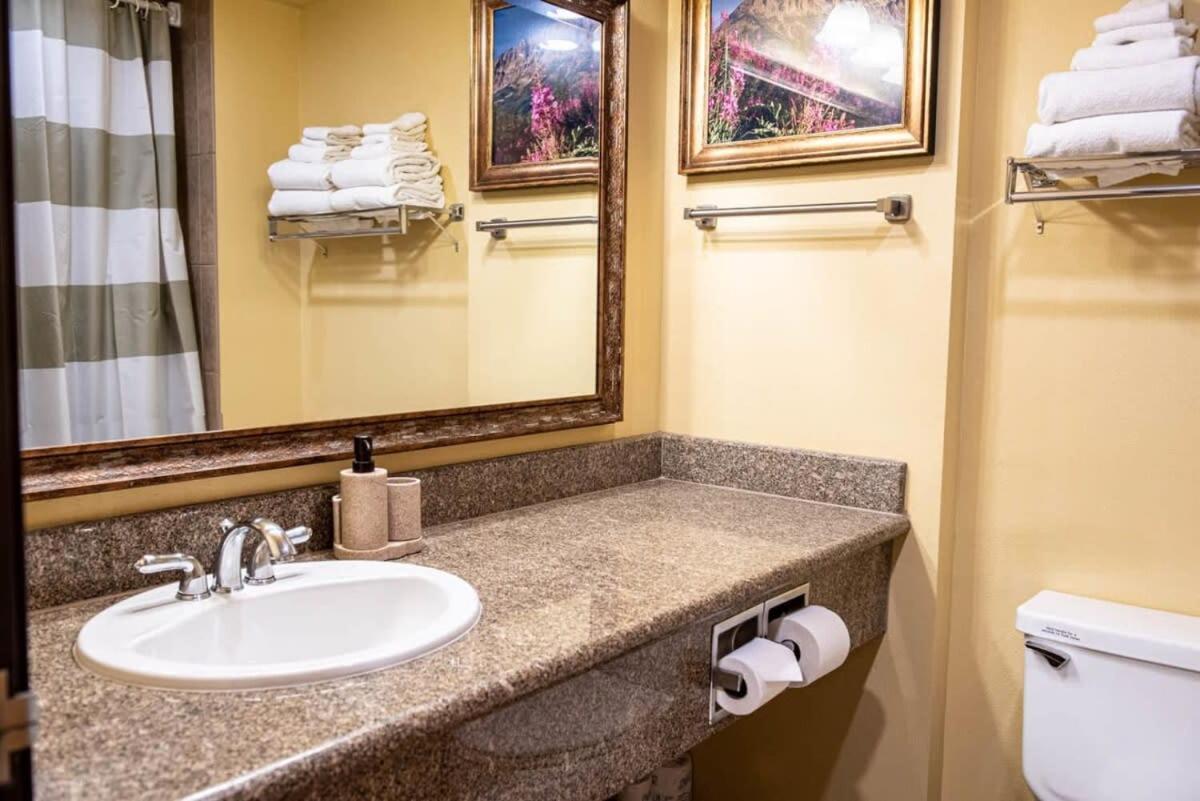 1Bd Suite 504 Perfect Location With Pool And Hot Tub Crested Butte Exterior photo